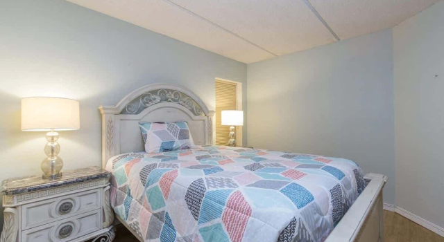 Sweeping 10th Floor Views - Up to 8 - Beachfront, Buchen Sie Ferienwohnung Padre Island USA
