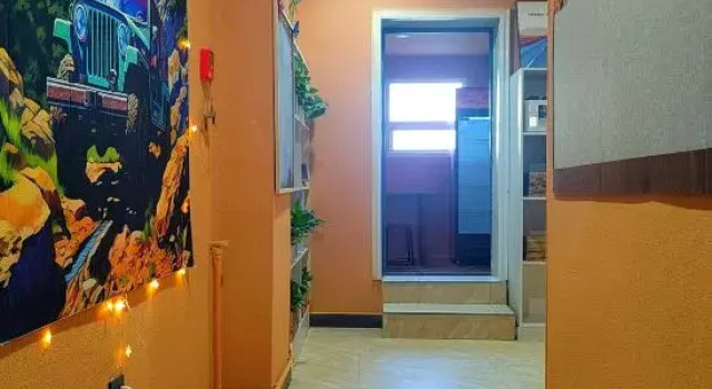 Huake Youth Hostel, Prenota Ostello Hotel a Xinjiang con parcheggio, Parcheggio