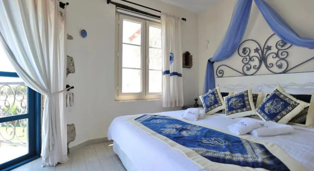 Двухместный номер Deluxe с балконом Alaçatı Sultan Konak Butik Otel ℳℛ Luxury Concept