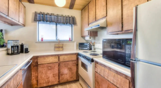 South Lake Tahoe - 3 BR + Loft Chalet - LTA 8091, Забронировать Шале Саут-Лейк-Тахо South Lake Tahoe Area, рядом с Ганбаррел Экспресс