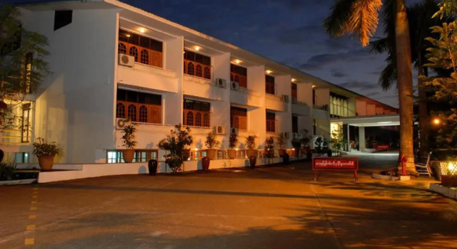 Двухместный номер Standard Myanmar Life Hotel
