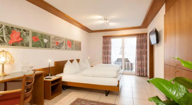 Двухместный номер Standard с балконом Hotel Landgasthof Hirschen