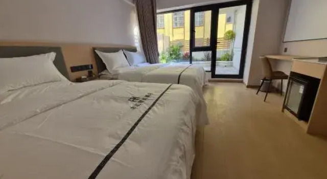 Семейный люкс Meilun Boyue Hotel