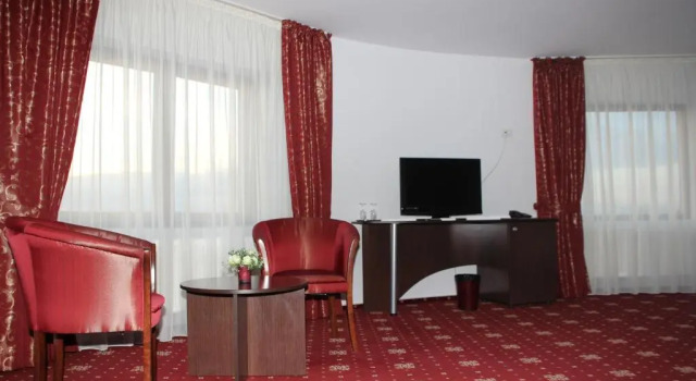 Люкс Hotel Royal 2
