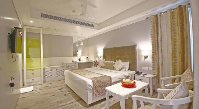 Двухместный номер Royal Hotel Emerald
