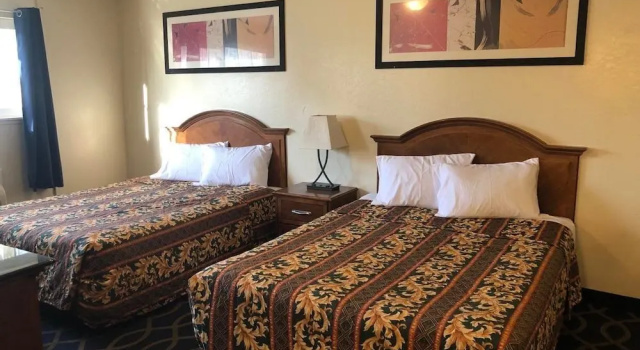 Номер Standard Holiday Motel Oakdale