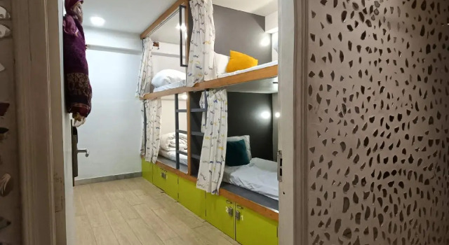 Кровать в общем номере (женский номер) Moustache Jaipur,Hostel & Rooftop Bar