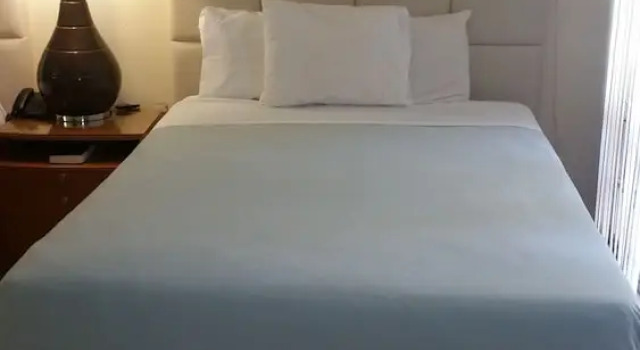 Номер Executive Ocean Mile Hotel