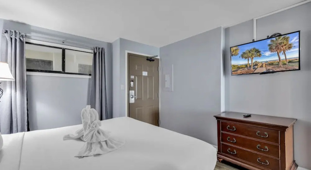 Номер Standard c 1 комнатой с балконом и oceanfront Meridian Plaza by Hosteeva
