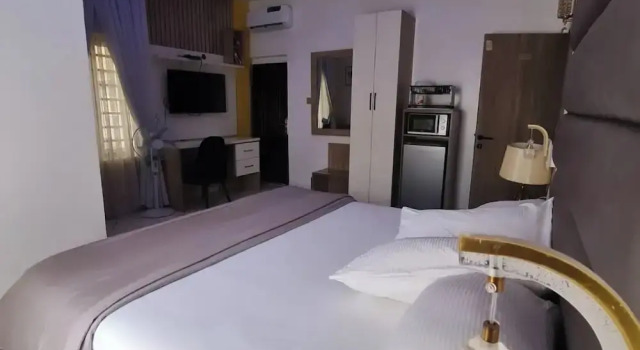 Апартаменты Uphoria Apartments