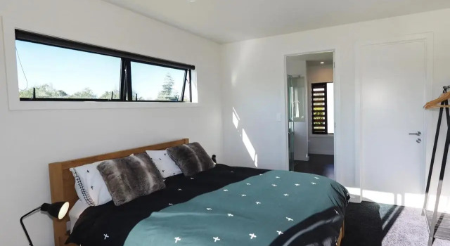 36 on Burgundy - Martinborough Holiday Home