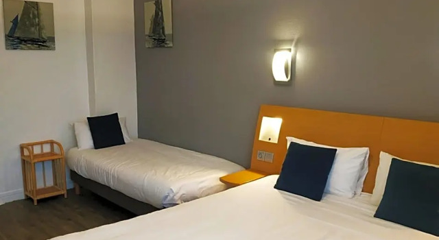 Трёхместный номер Standard Brit Hotel Hermitage