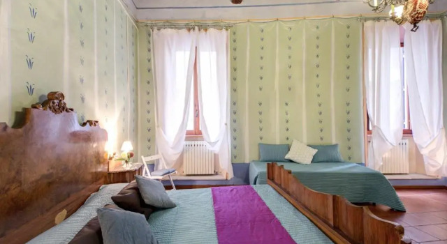 Rhome Apartments