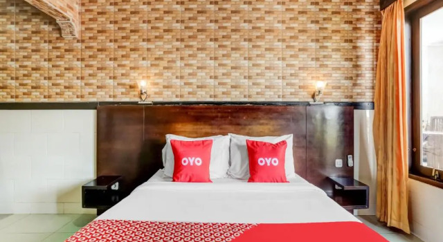 Люкс Deluxe OYO Flagship 91062 Antara Sunset Road