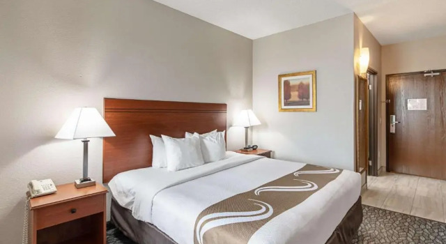 Одноместный люкс Quality Suites Austin South Street Elmo District