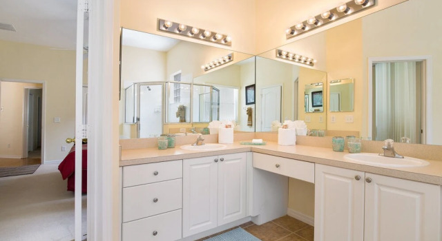 Tuscan Hills by Homes of America, Забронировать Отель Давенпорт Orlando Metropolitan Area, рядом с Региональный парк Норт-Ист