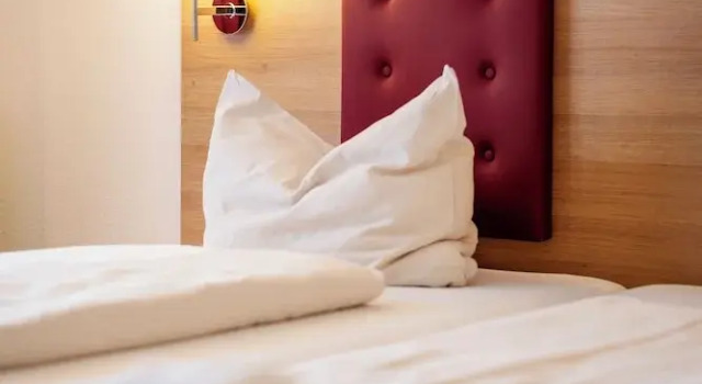 Двухместный номер Standard c 1 комнатой Hotel Rössle Berneck