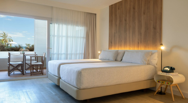 Пляжный Люкс Дом с 2 комнатами INNSiDE by Meliá Wave Calviá