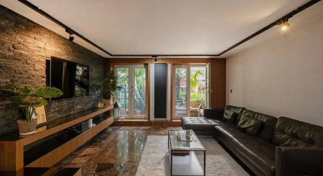 Апартаменты Deluxe Apt 24 7 Security Private Terrace