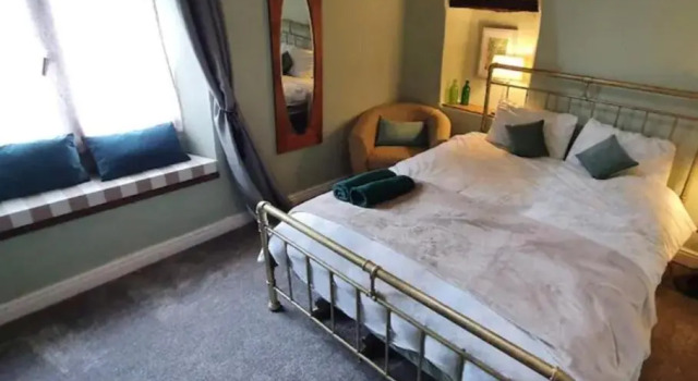 Cosy Cottage Sleeps 7 Great Location, Rezervasyon Tatil Evi Merseyside villalar, Villa