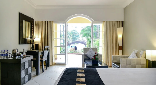 Номер Premium с балконом The Zuri White Sands, Goa Resort & Casino