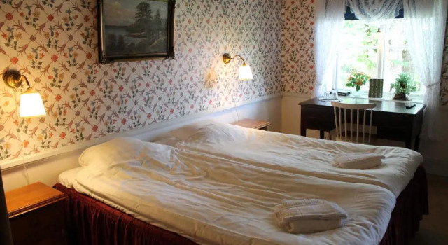 Полулюкс Wanbo Herrgard