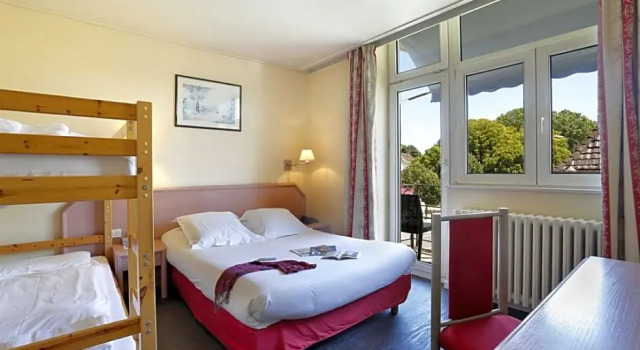 Четырёхместный семейный номер Standard The Originals City Hotel de l Ange Guebwiller
