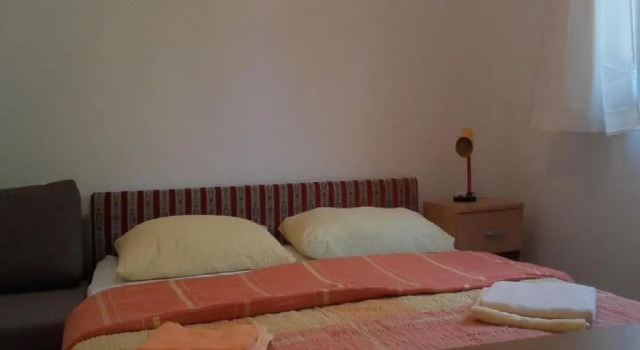 Apartments Smilje i Maslina, Забронировать Апартаменты/квартира Карин Горни 