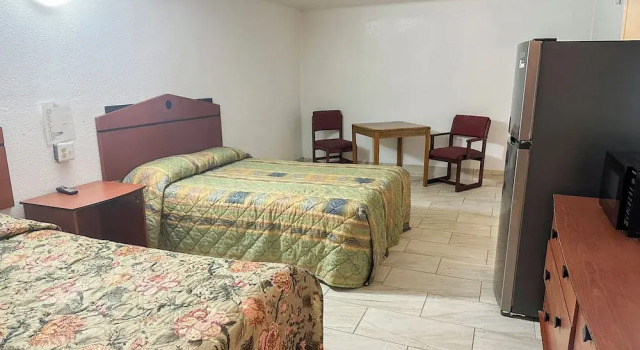 Двухместный номер Standard Shamrock Kings Inn By Oyo Marked Tree I-555