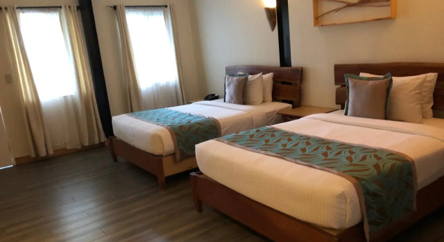 Green Canyon Leisure Farms, Boek Hotel Hotels in Mabalacat met parkeren, Parkeren