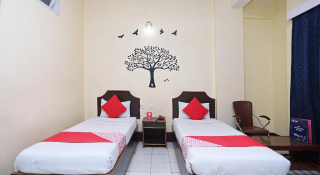 OYO 2997 Hotel Blue Moon, Boek Hotel Guwahati Assam, in de buurt van Umananda Temple