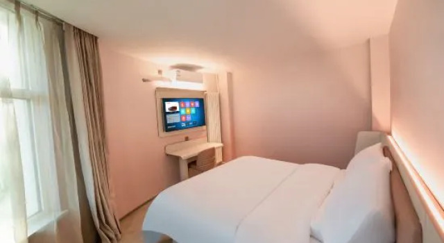 Люкс Deluxe Hanting Express Beijing Xinguozhan