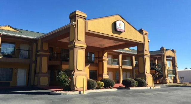 Номер Standard Peach State Inn & Suites
