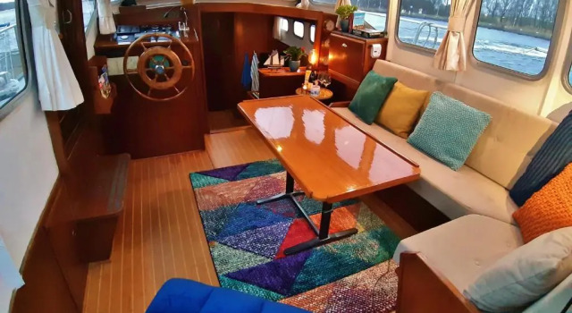 Номер Standard Motor Yacht Almaz