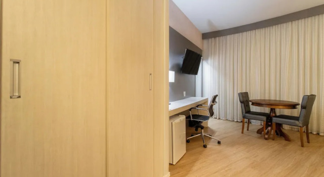 Номер Luxury Suntory Hotel