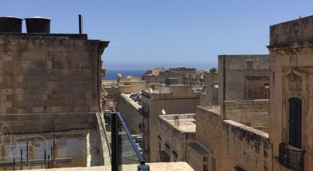 Palais Le Brun, Đặt Khách sạn Va-lờ-ta Malta