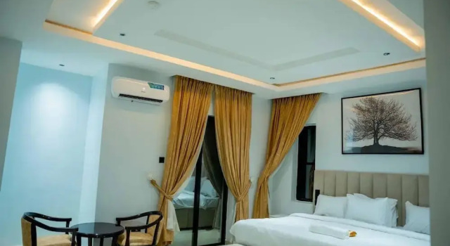 Nirvana City Hotel, Prenota Hotel Benin City Ikpoba-Okha