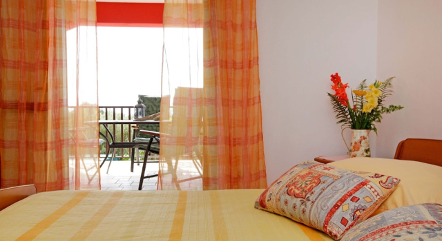 Апартаменты с балконом Apartments Doro