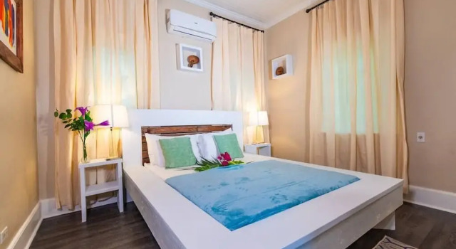 Blue Ocean Village House at Cable Beach