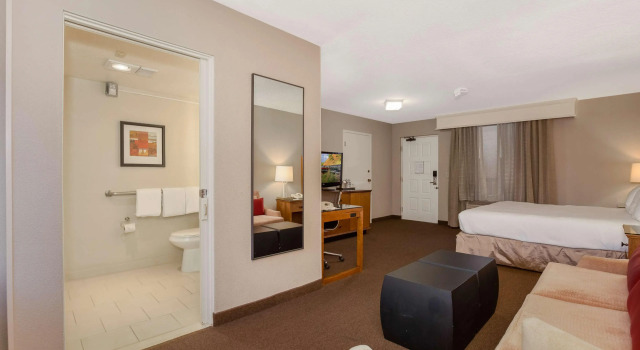 Radisson Hotel San Diego-Rancho Bernardo