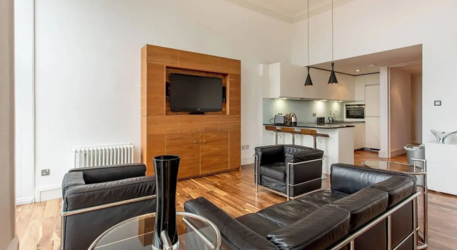 Апартаменты JOIVY Location, Location! North Bank Street Luxury Apt