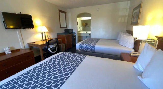 Четырёхместный номер Standard The Flamingo - South Padre Island