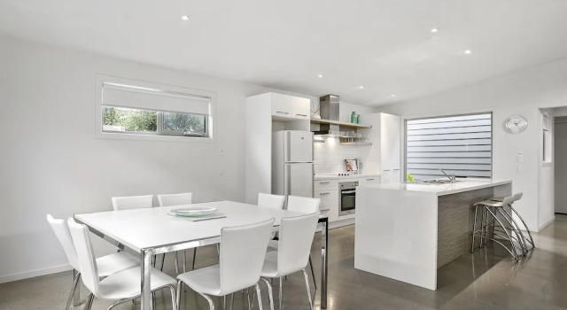 Living the Beach Dream - Rejuvenate Stays, Book Hotel Cowes 