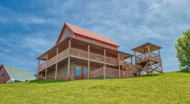 Mountain Breeze 5 Bedrooms 3 Bathrooms Cabin