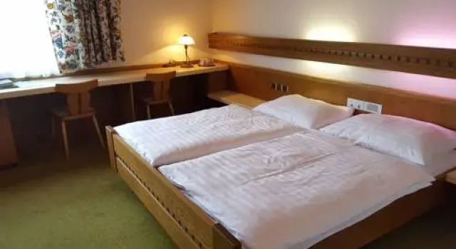 Hotel Butter, Book Hotel  