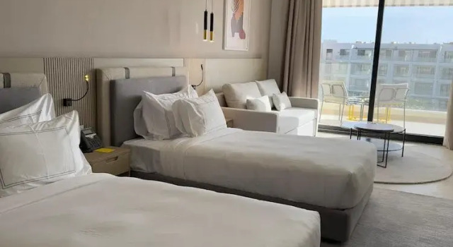 Двухместный номер Superior с видом на бассейн The G Einbay Golf Resort