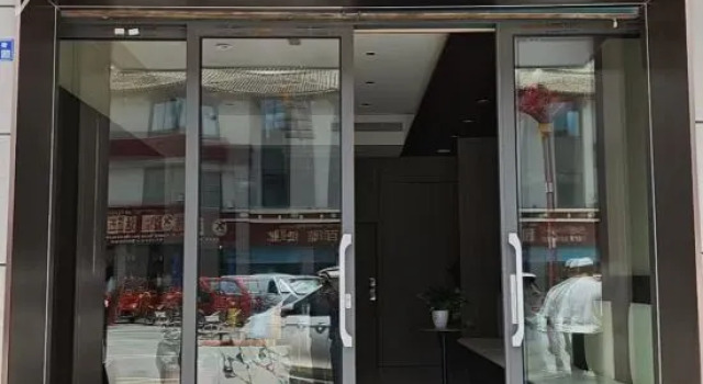 Boya  Light  Hotel, Prenota Hotel Ngawa Cina
