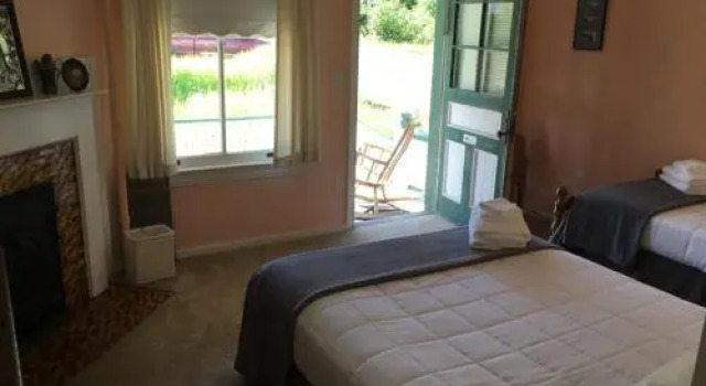 House No. 1 B&B, Reserva ahora Bed & breakfast Hoteles en Alaska con aparcamiento, Aparcamiento