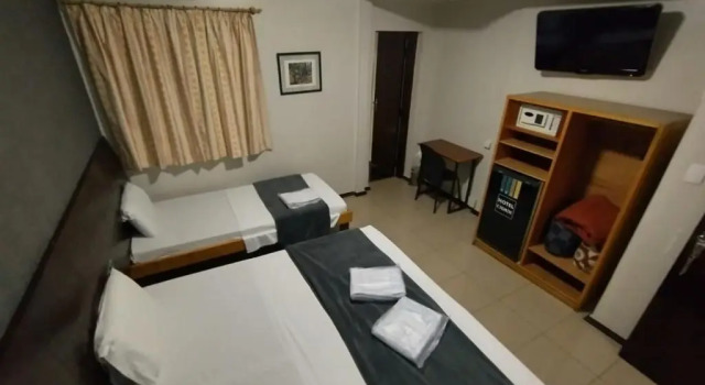 Трёхместный номер Luxury с балконом Hotel Cidade