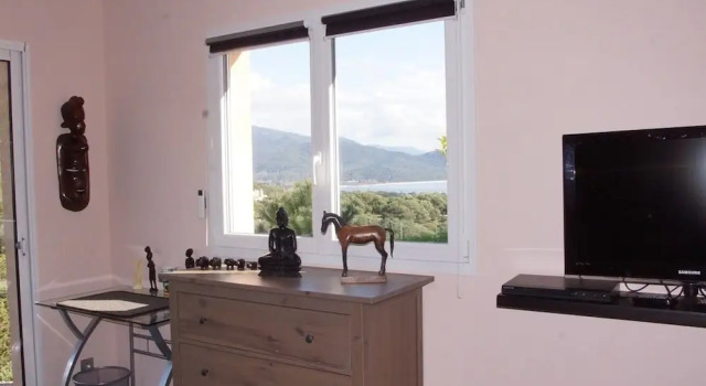 Casa Vista Mare, Varaa Hotelli Serra-di-Ferro 